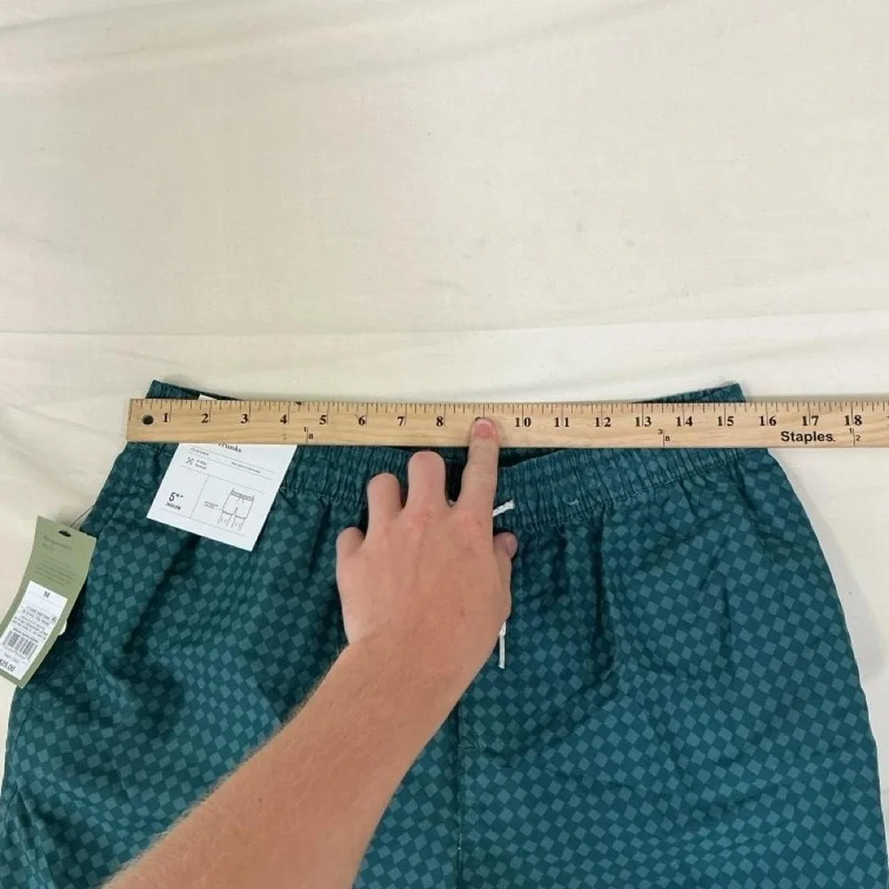 Men's Swim Trunks Size M | Green Geometric Print | NWT 🌊
